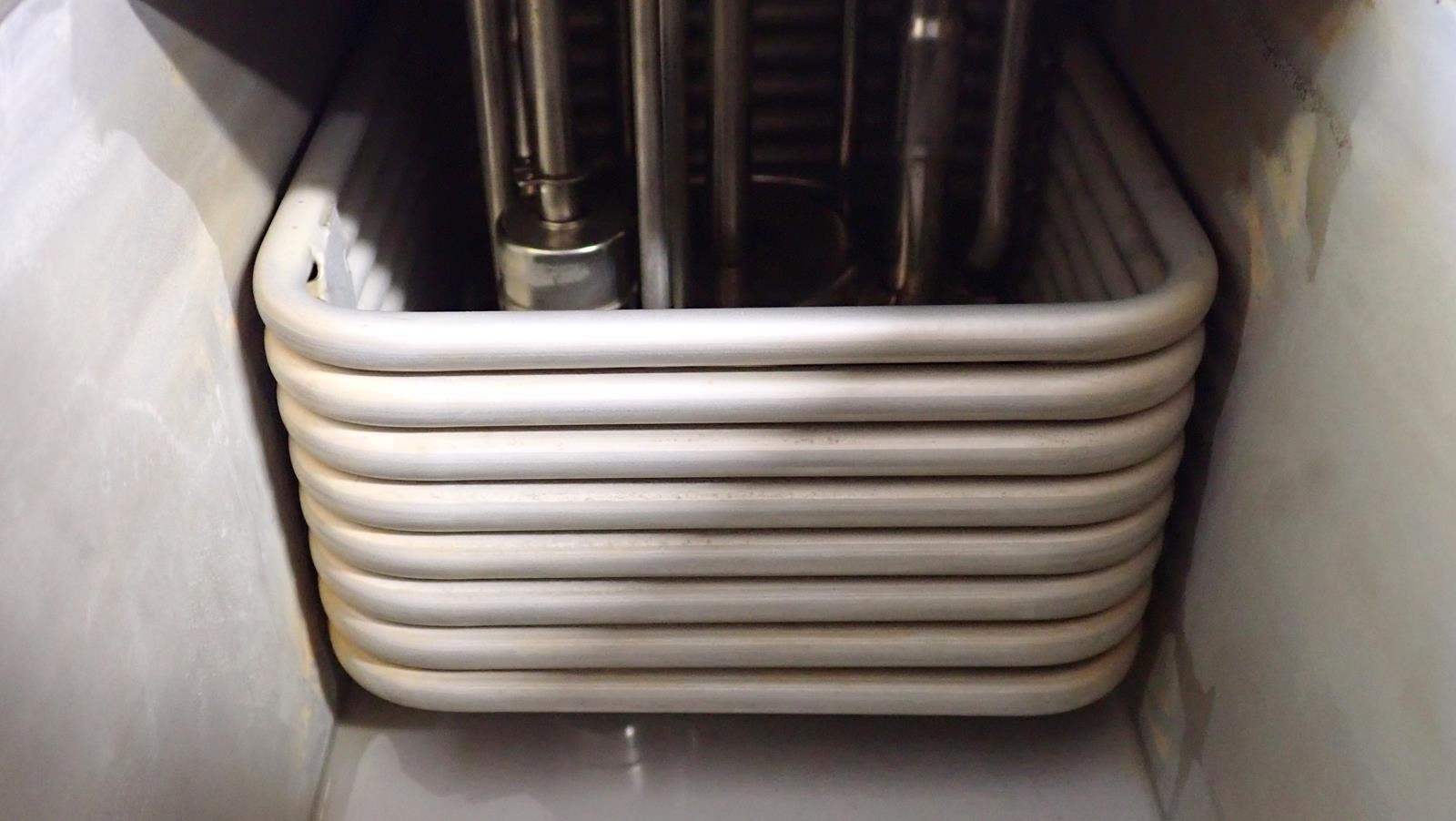 VWR AD07R-20-V11B Heated / Refrigerated Circulator, 7L w/ Lid | 89202-970