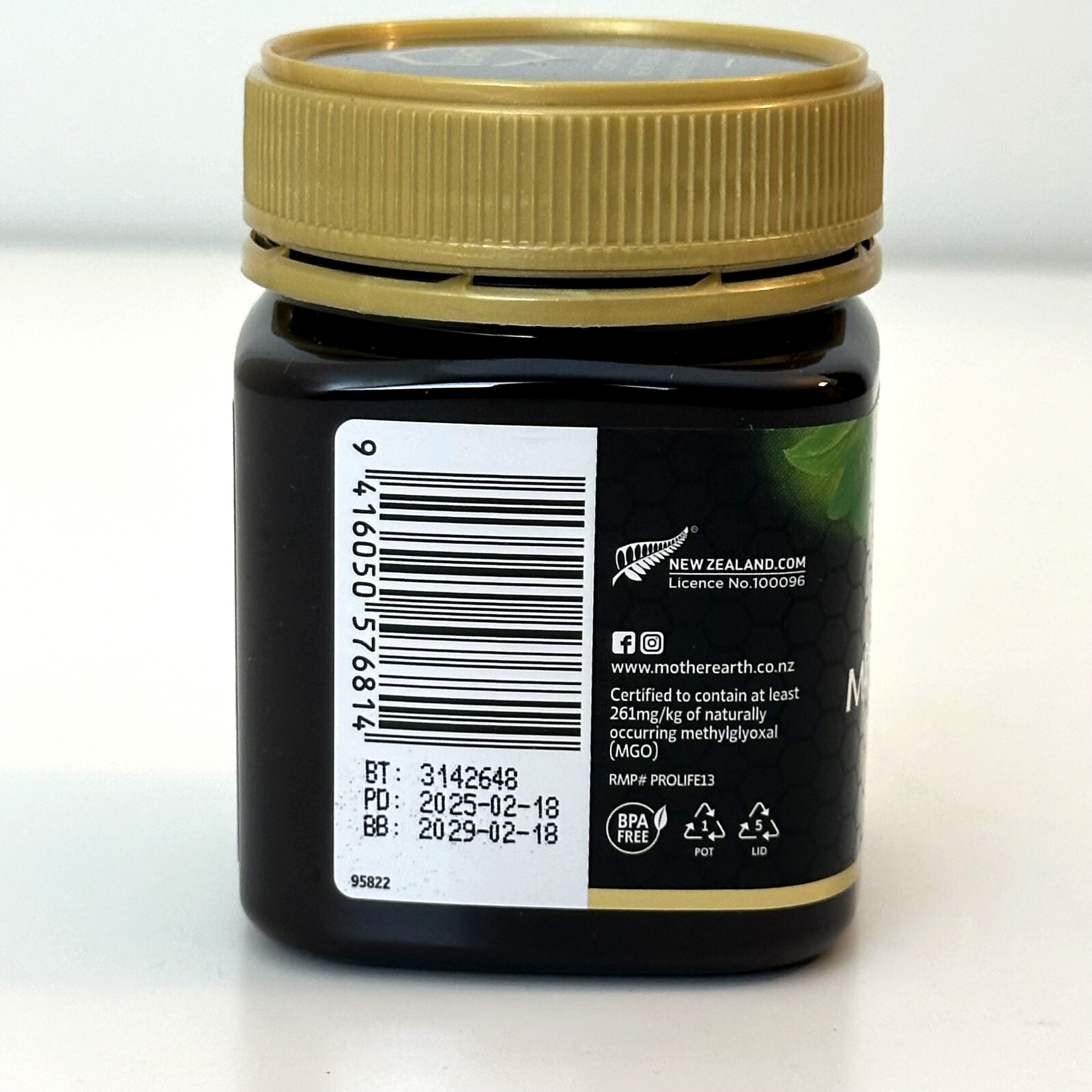 Mother Earth New Zealand Manuka Honey UMF 10+ 8.8 oz Exp 2029