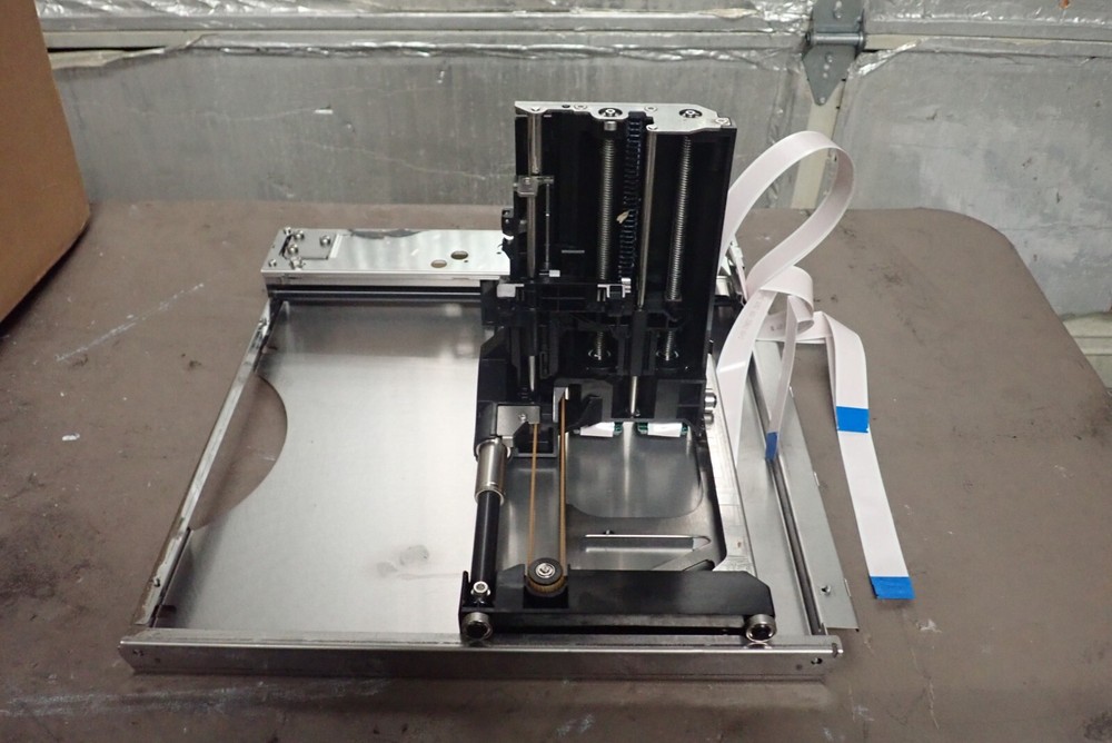 Agilent Technologies G4267-60001 / G4267-69001 Sampler Handler Assembly
