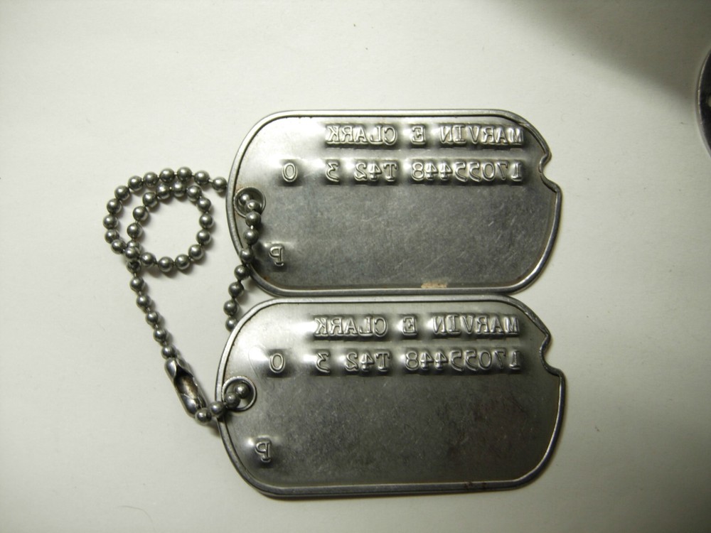 WW2 US Army Dog Tag Pair - Marvin E Clark 17055448 T42-3 XB