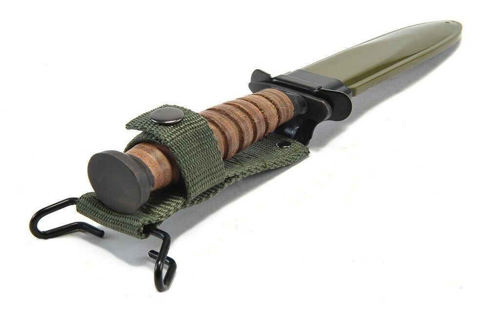U.S. WWII M3 Fighting Knife with Scabbard