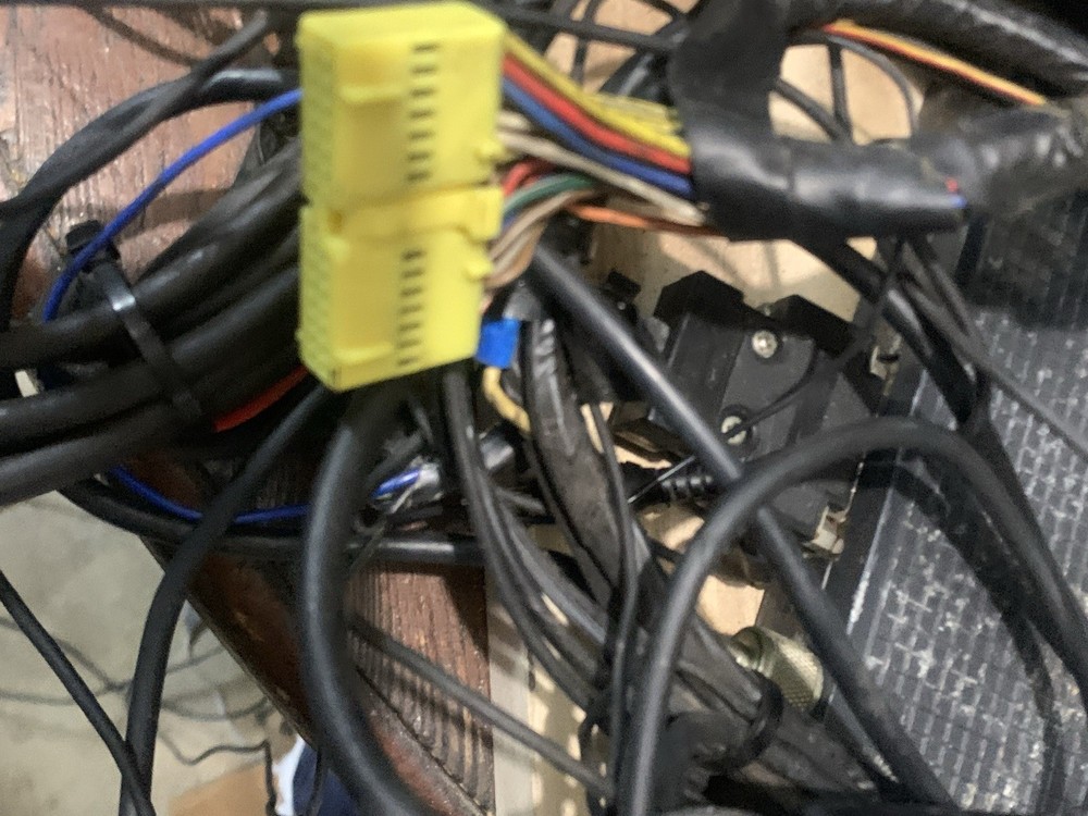 Alpine 3650 Electronic Active Dividing Network