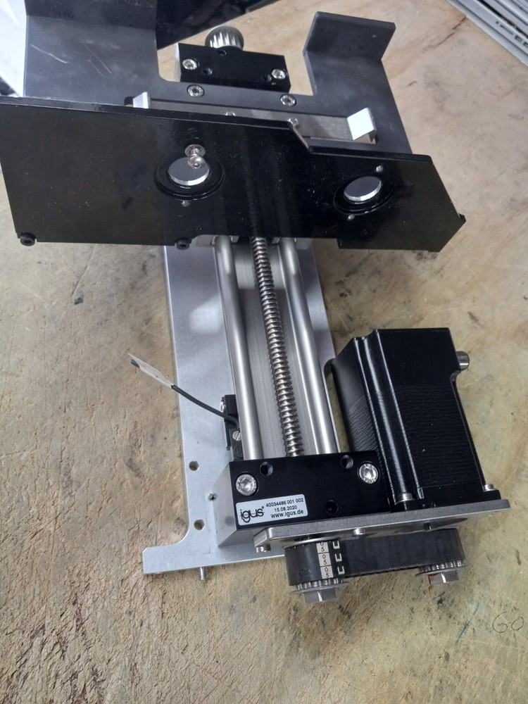 IGUS Linear Actuator Slide Single Rail Lead Screw WITH MOTOR + table