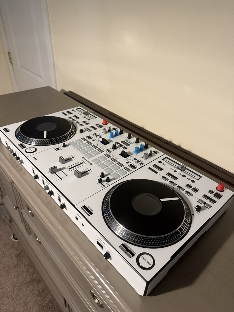 Pioneer DJ DDJ-REV7 Double Deck Controller