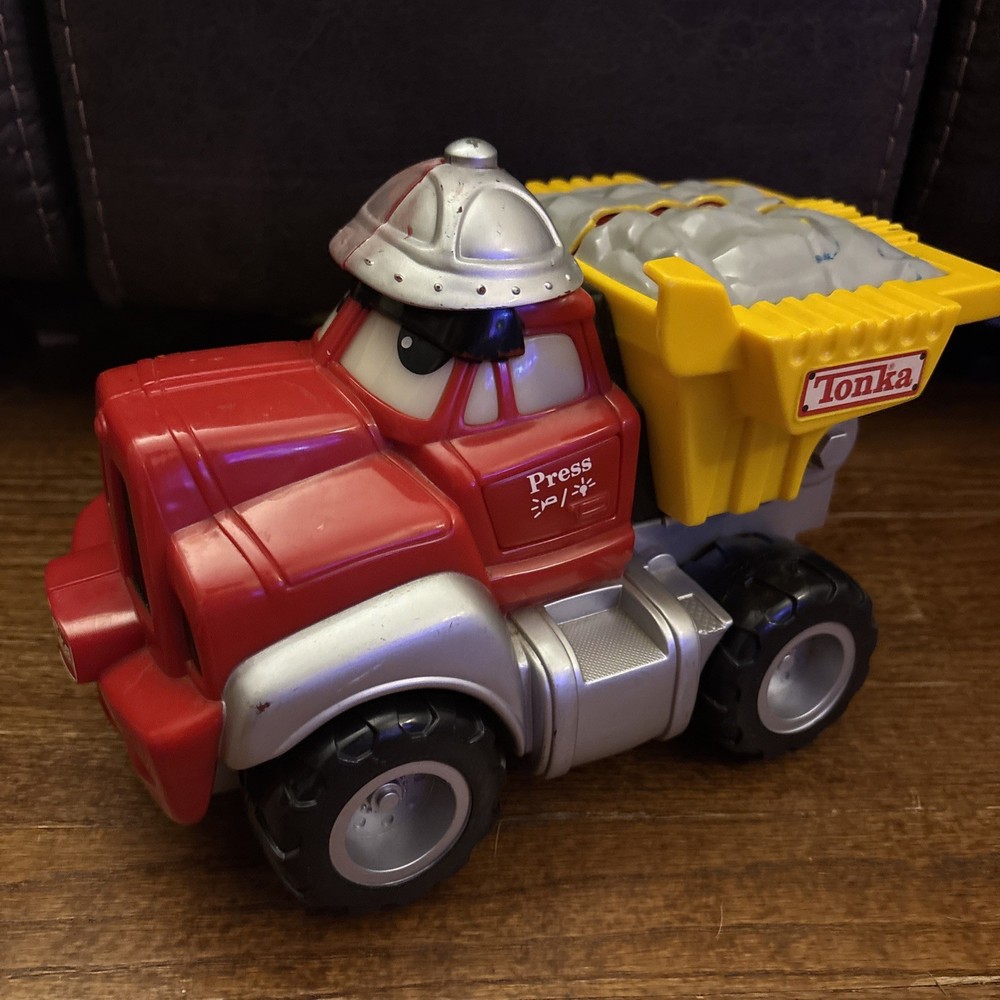2000 Tiger Electronics Tonka Counting With Chuck Vintage Working Rare.        B1