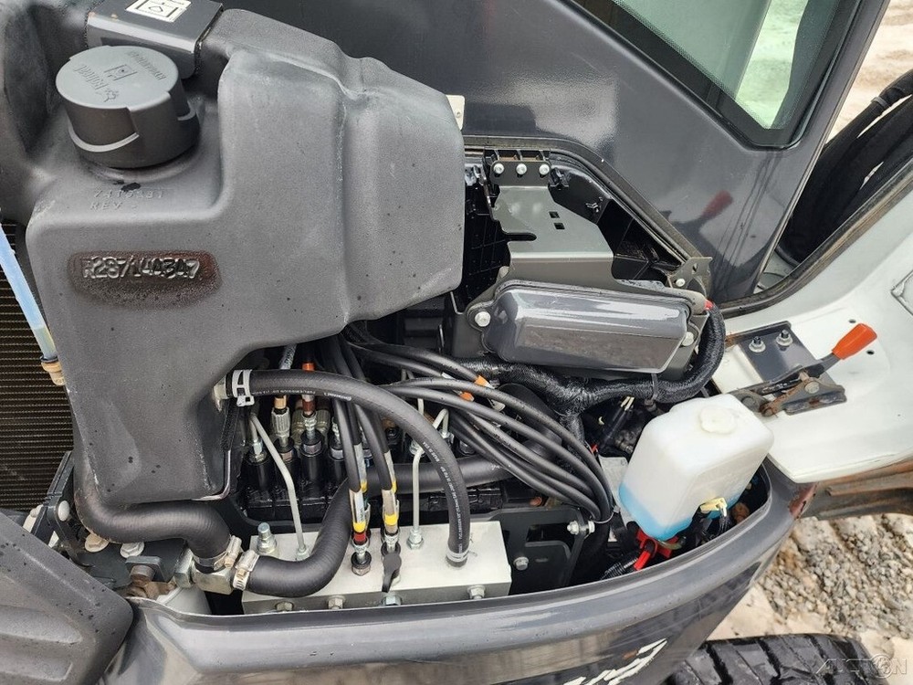 21 Bobcat E35I Mini Excavator, Long Arm, 1,059 hours, Hydraulic Thumb, Cold AC