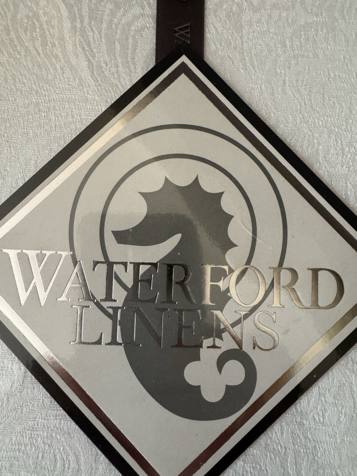 $70 NEW PEARL CHELSEA WATERFORD LINENS TABLECLOTH Oblong 70”x104” 8 To 10 Seats