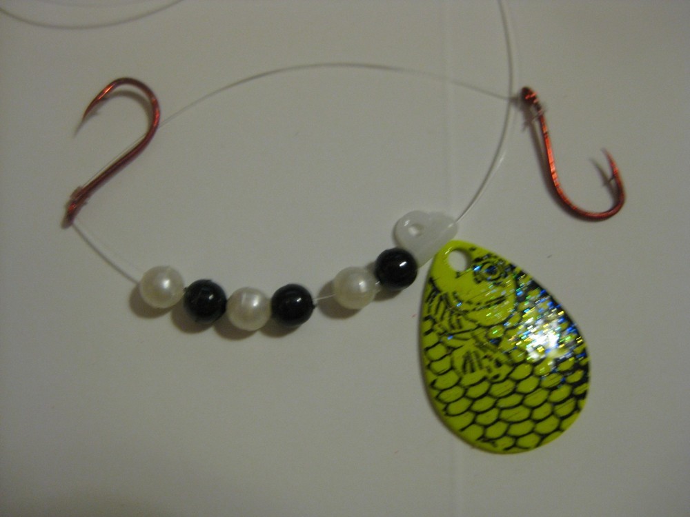 Walleye 2 Hook Spinner Rigs Crawler Harness (Chartreuse Fish Scale)