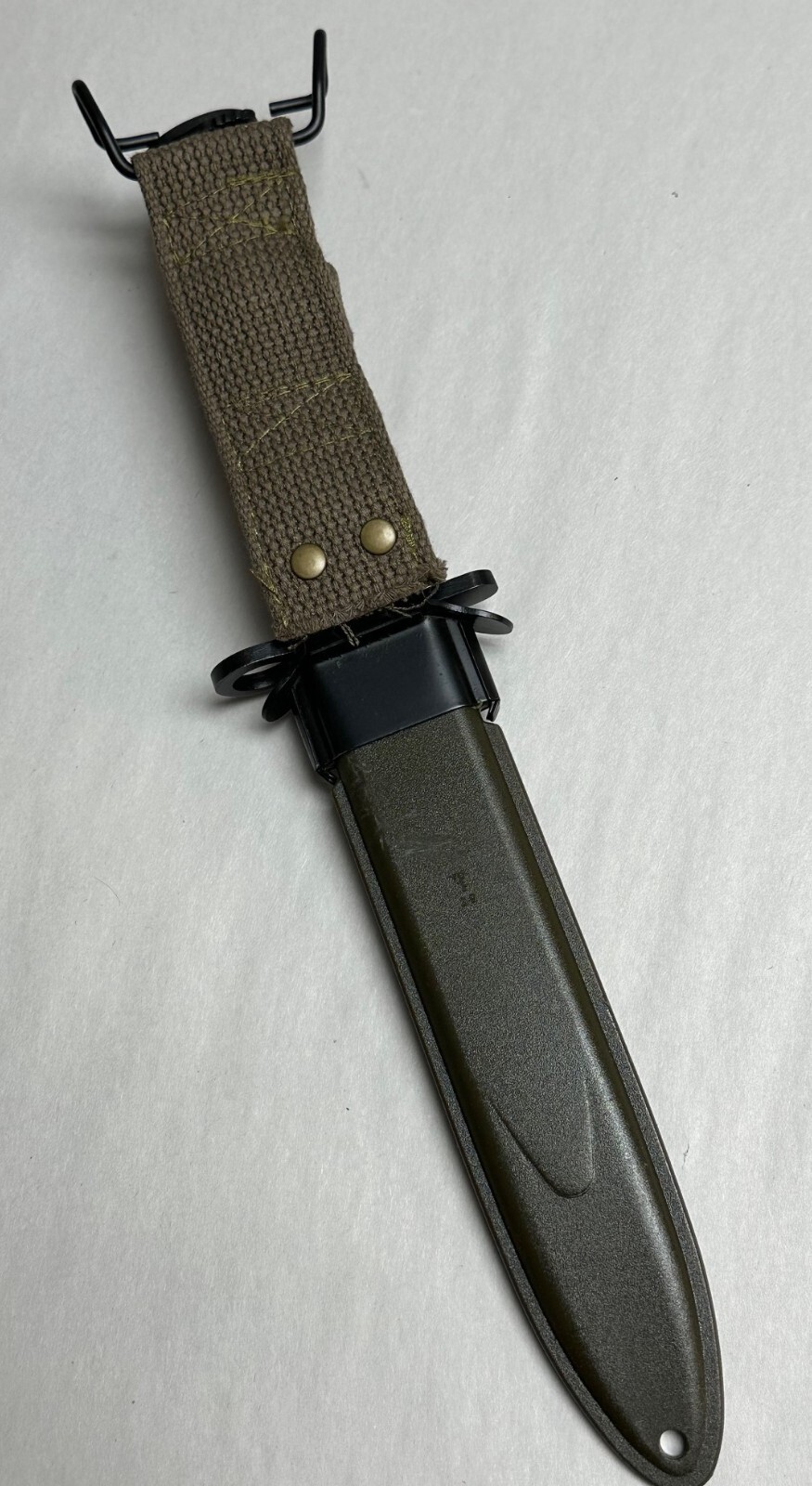 M1 CARBINE BAYONET LEATHER HANDLE WITH SCABBARD.