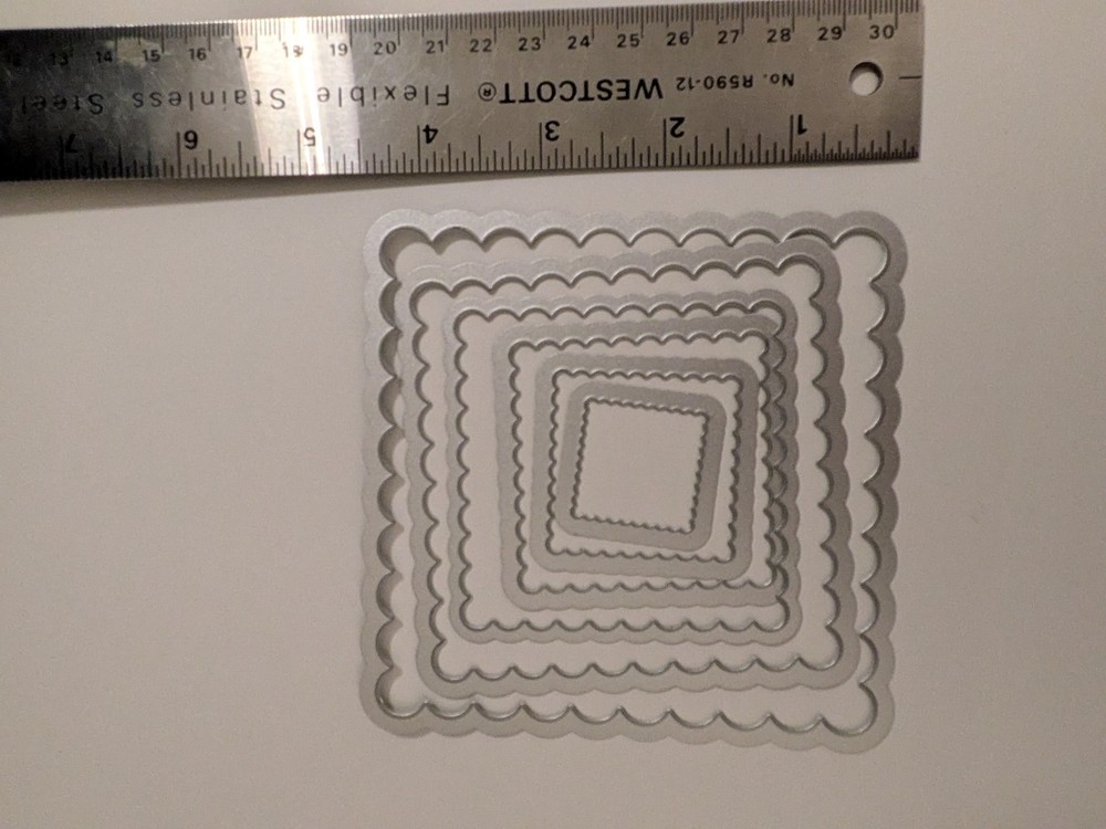 Die cutting sets