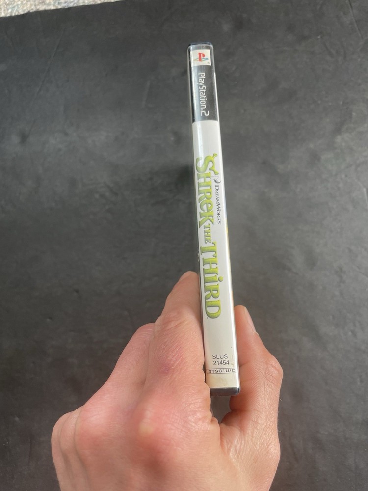 shrek the third ps2 Case only