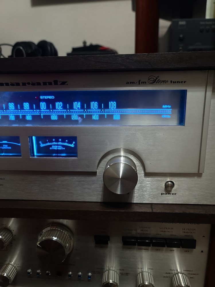 PRO SERVICED CHERRY MARANTZ 2020 W/WOOD CASE, TIFFANY INPUTS