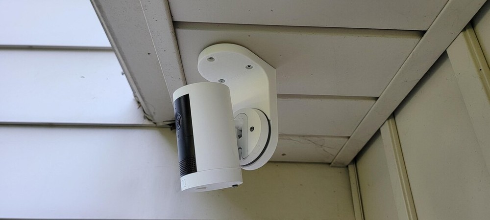 Ring Outdoor Cam Plus Soffit, Eave, and Ceiling Mount