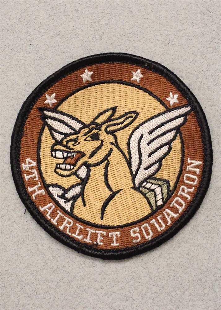 4th Airlift Squadron w/hook & loop back - USAF Air Force Patch 1988