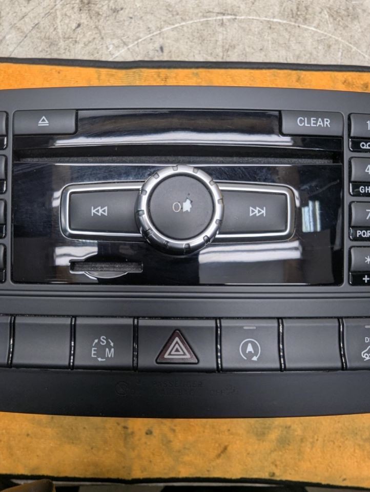 Audio Equipment Radio 156 Type GLA250 Radio Fits 15 MERCEDES GLA-CLASS 807438