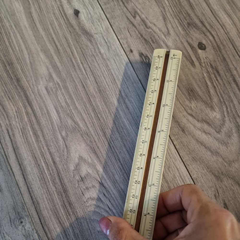 Engine Divided Vintage Ruller