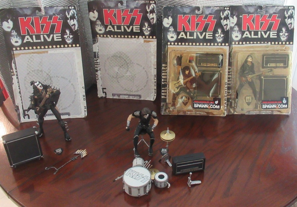 KISS ALIVE COMPLETE SET ACTION FIGURES