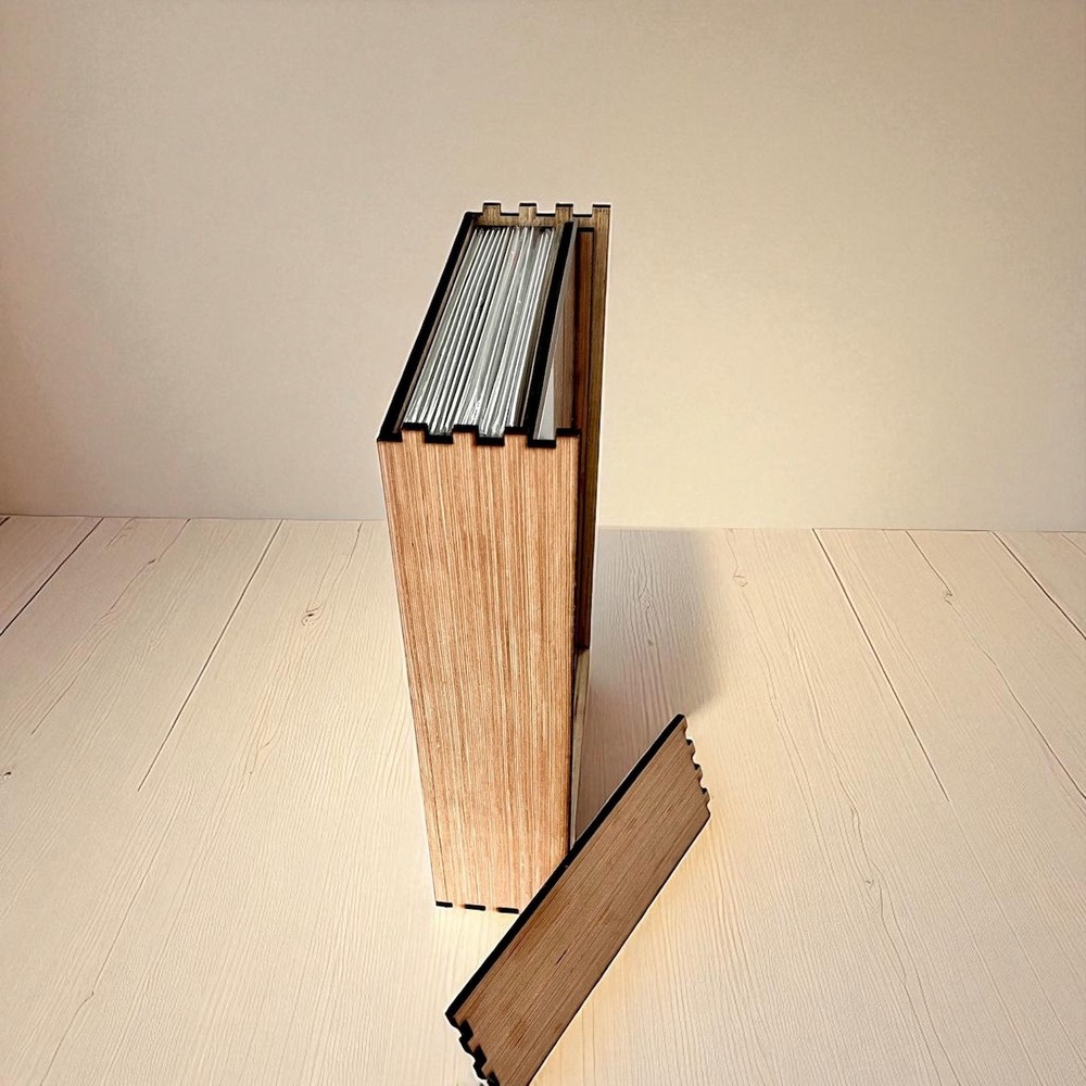 Comic Frame/Storage + Complete 5 Comic Ultimate Fantastic Four Silver Surfer