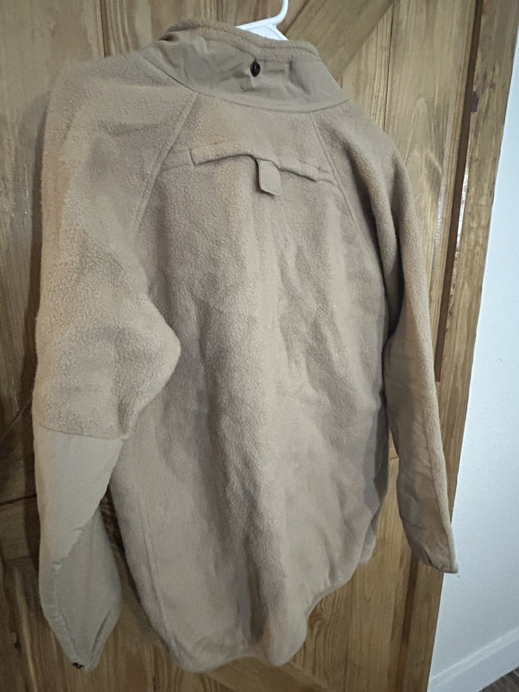 LINER, EXTREME WEATHER OUTER LAYER, FLAME RESISTANT, ARMY SIZE: SMALL REGULAR