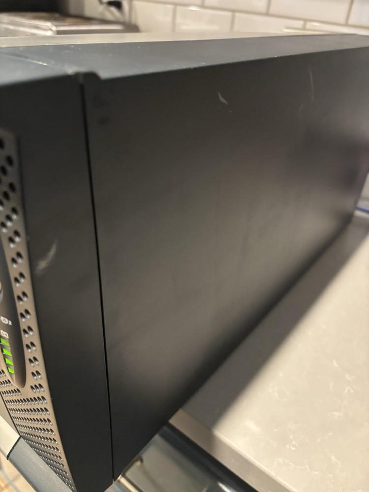 eaton evolution 1550 UPS 1100W