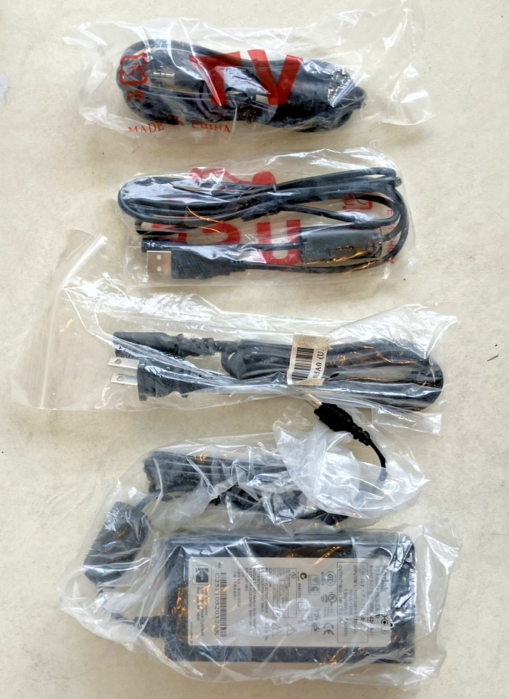 Kodak EasyShare Printer Dock 3 / Printer Tray & 40 Pcs. New Paper / Sample Pack