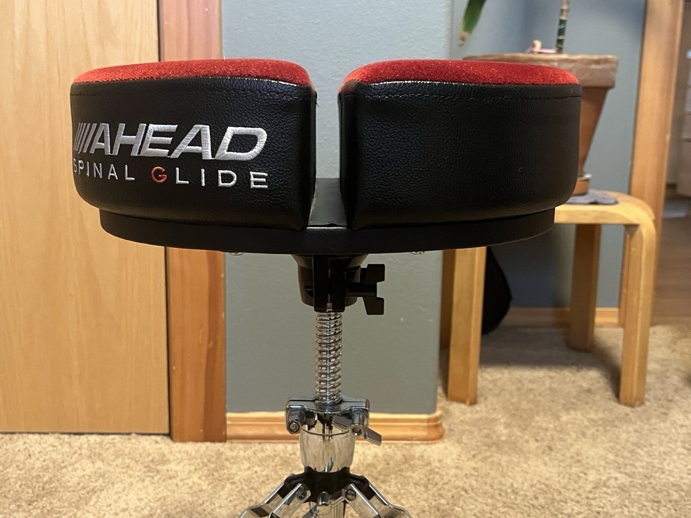 Ahead Spinal G Round Top Throne Red/Black