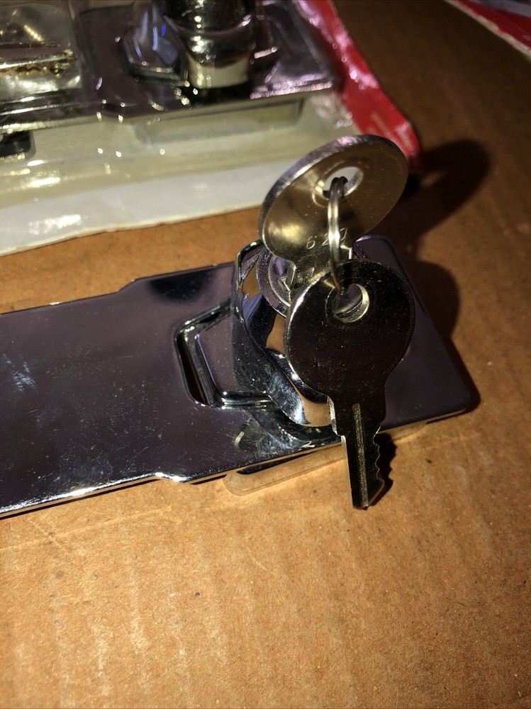 National 4-1/2" Keyed Lock Hasp