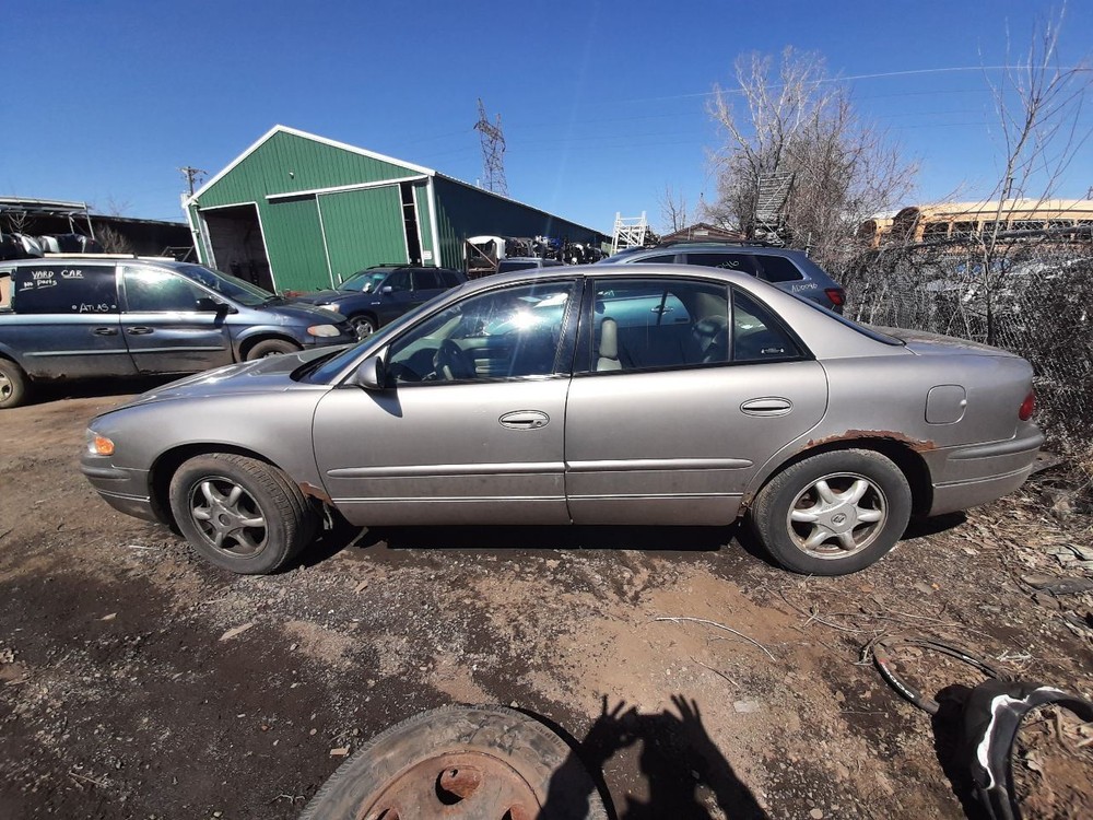 REGAL 2002 High Mounted Stop Light 935836