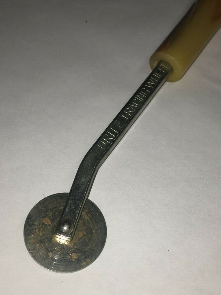 Vintage Dritz Pattern Tracing Wheel Marble Bakelite Handle