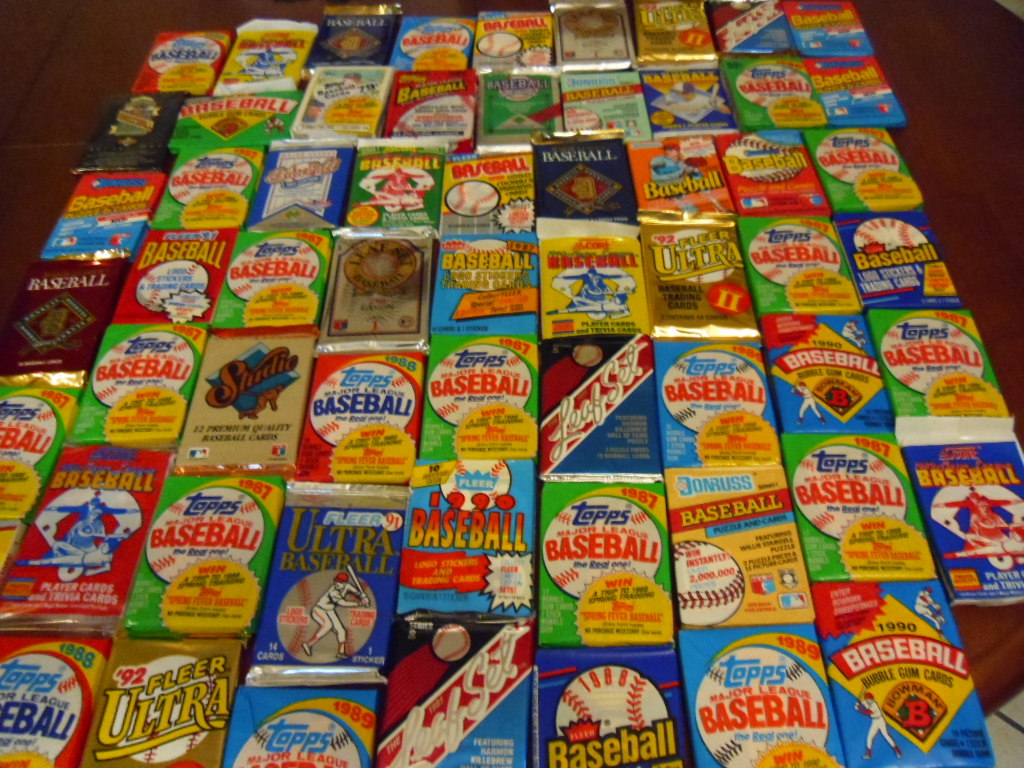 Gigantic Estate Sale Of Old Baseball Card Packs Plus One FREE Mantle Card!