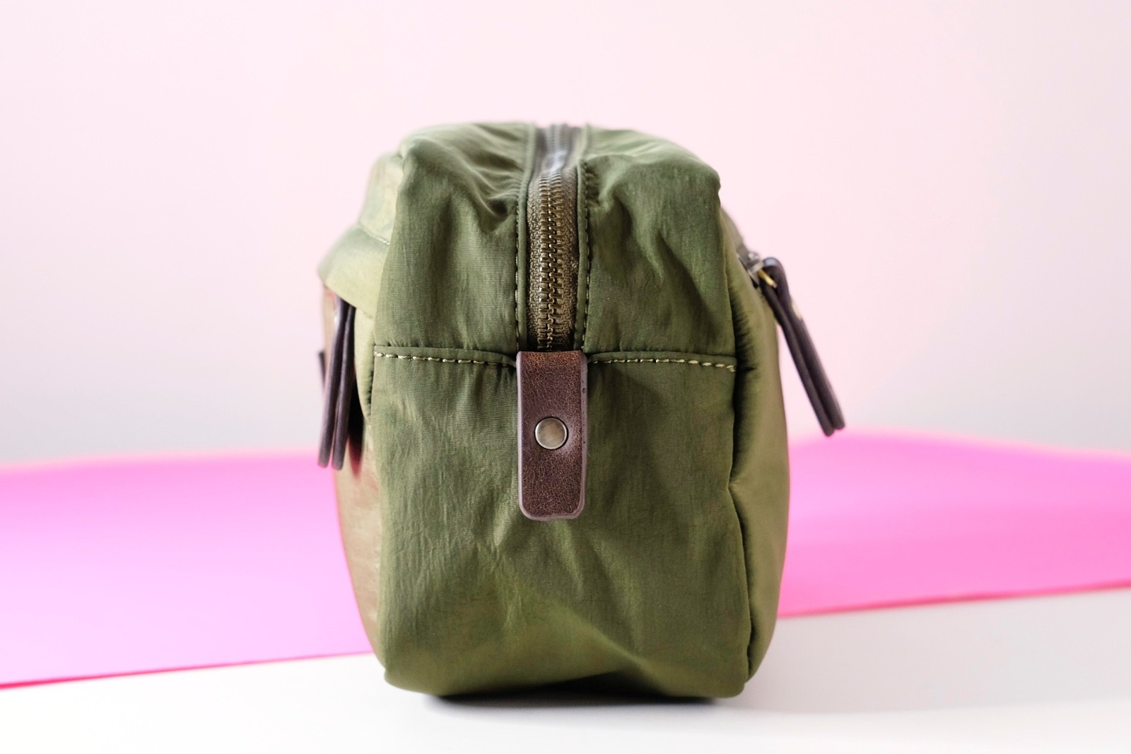 Lucky Brand Organizer Bag Travel Pack Toiletry Dopp Kit Olive Green