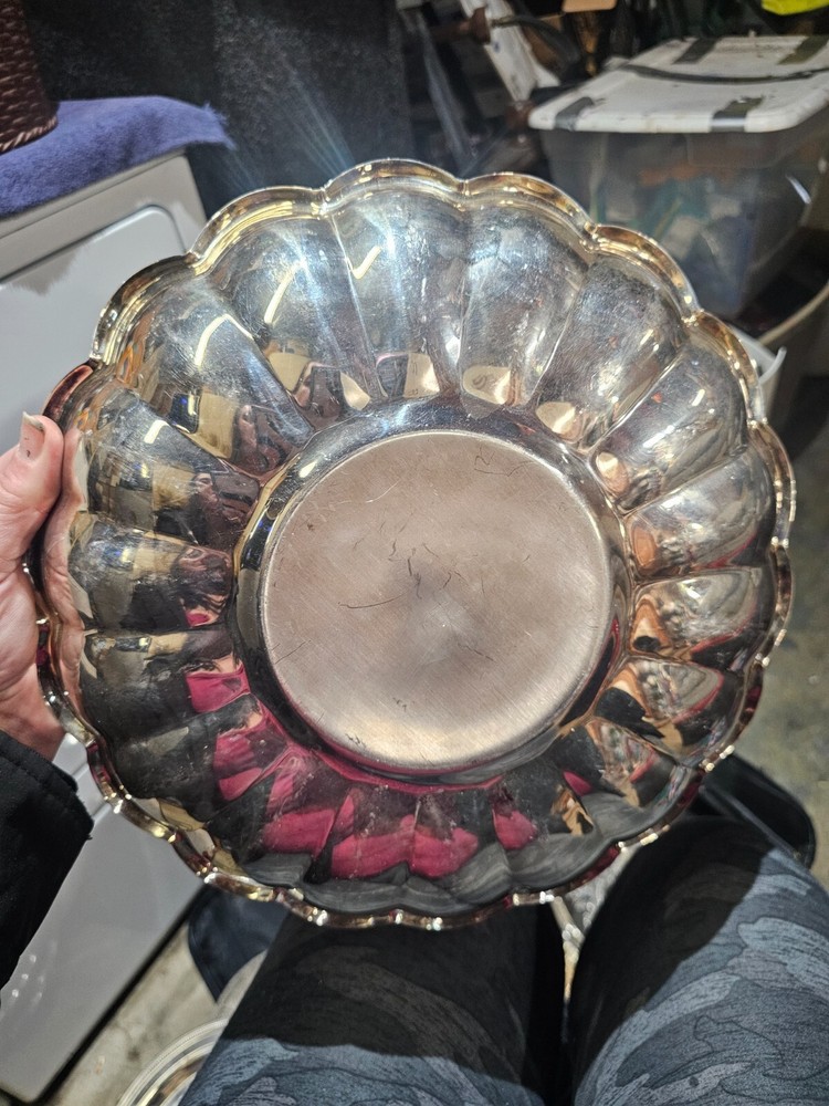 chesire 15inch scallop bowl