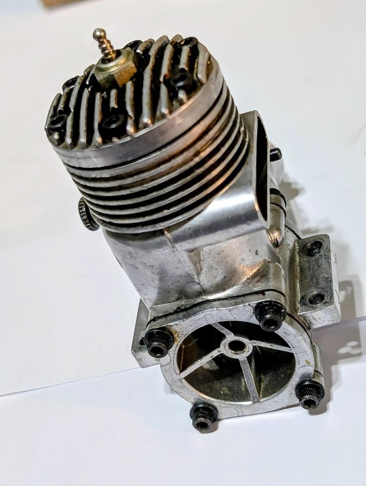 K & B 35 SERIES 75 CONTROL LINE ENGINE, PRE-OWNED, EXCELLANT COMPRESSION