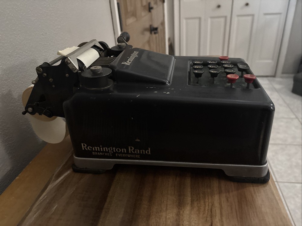 Remington Rand Manual Adding Calculating Bookkeeping Adding Machine USA Video