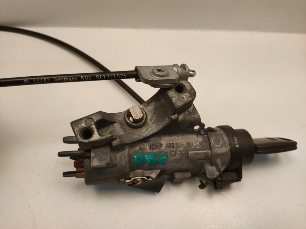 04 AUDI A4 Ignition W/Key 4B0905851F