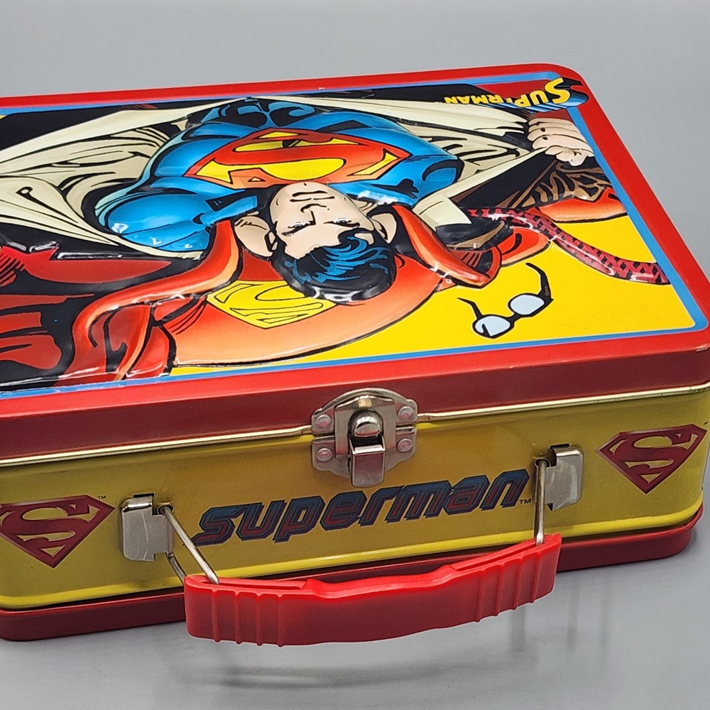 2000 DC Comics Superman Magic Mountain 3D Lunch Box Vintage