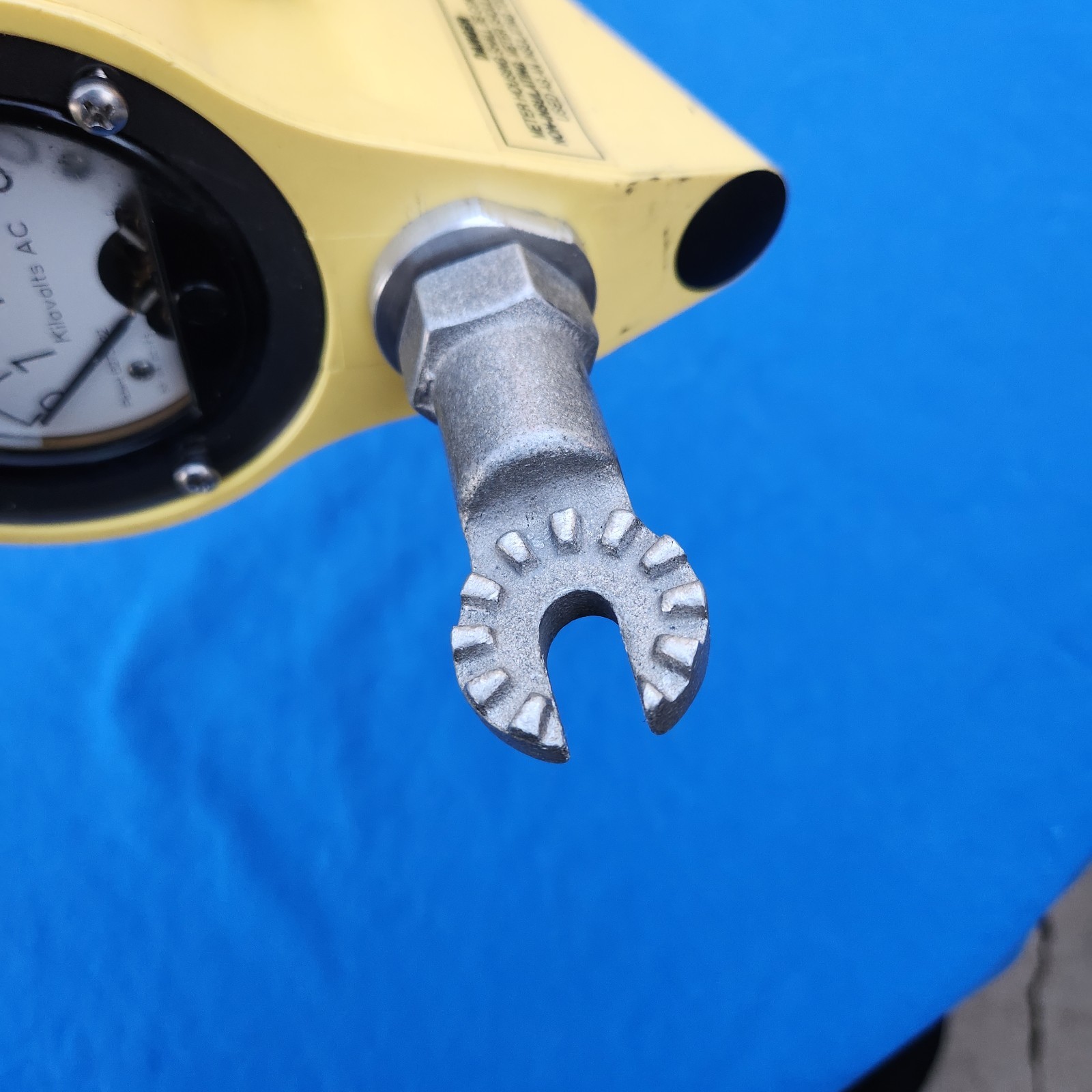 BIERER VDAH300 Transmission Distribution Line Voltage Detector 0-300 KV - used