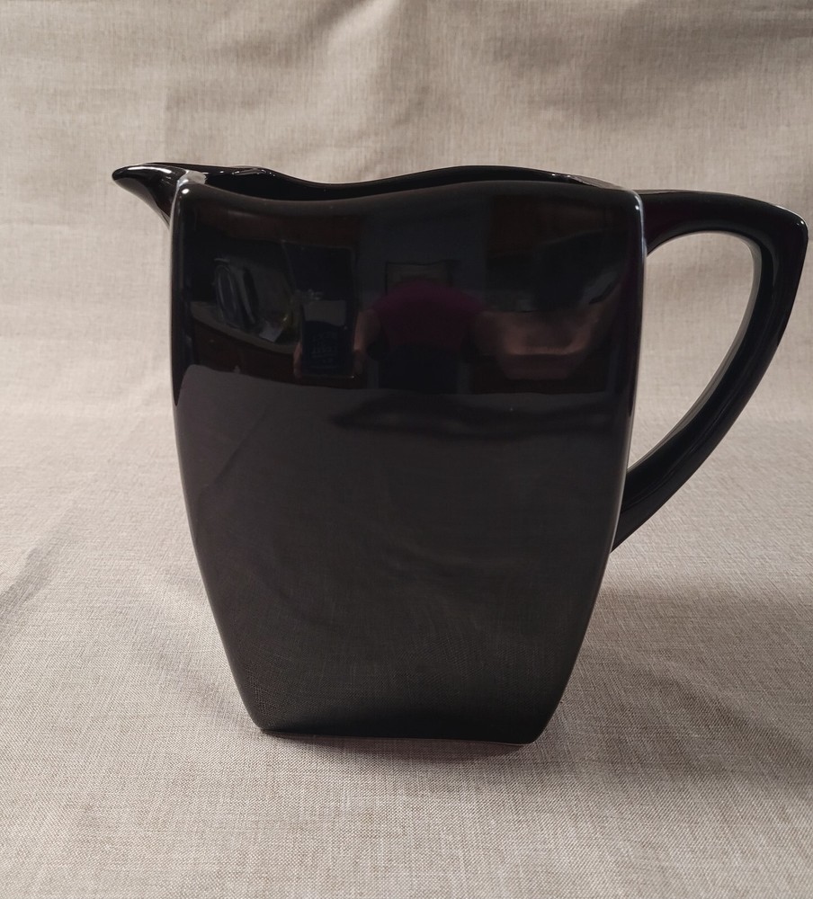 New! Mikasa KT532 Simplicity Black Pitcher Glossy Square Design