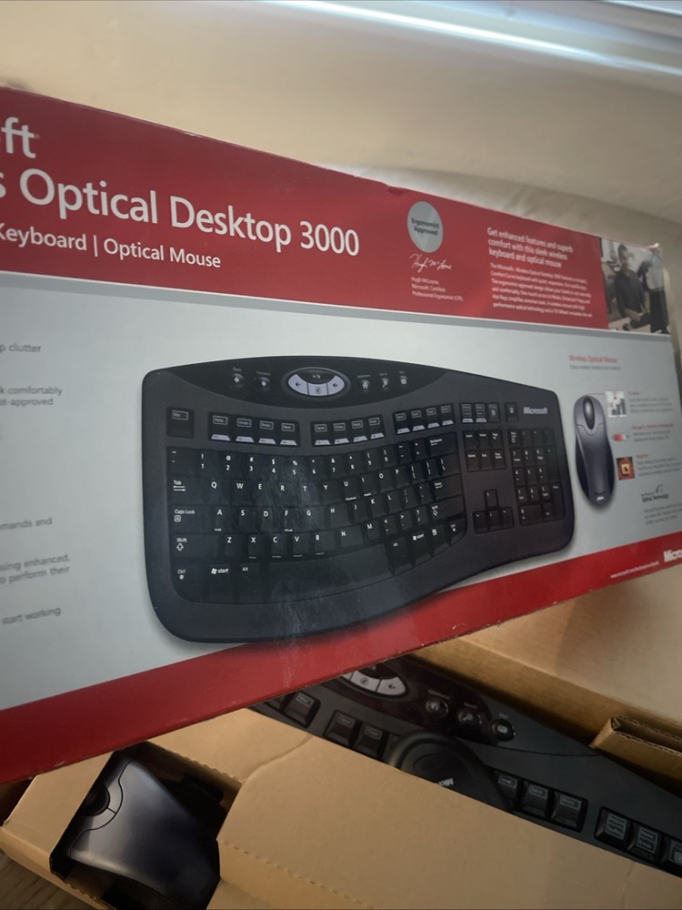 Microsoft Wireless optical Desktop 3000 Keyboard & Mouse Ergonomic combo