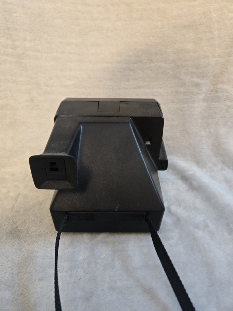 Polaroid One Step 600 Land Camera USED-UNTESTED