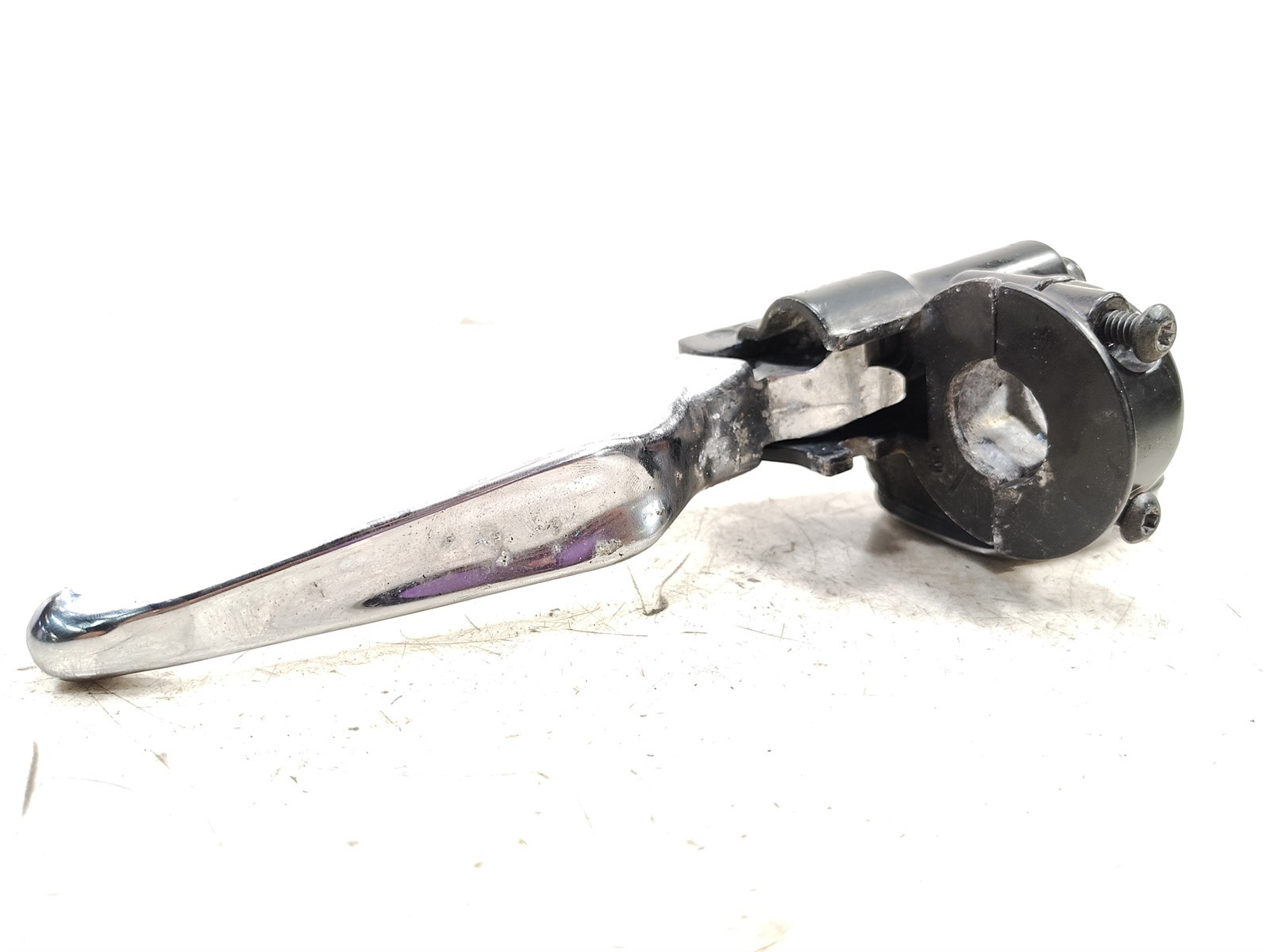 1999 Harley EVO FXDL Dyna Low Rider Front Brake Master Cylinder 11/16