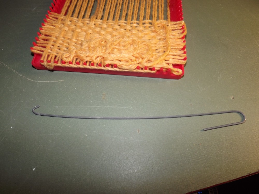 Vintage Woolworth Value Weaving Loom Red Plastic w/Box