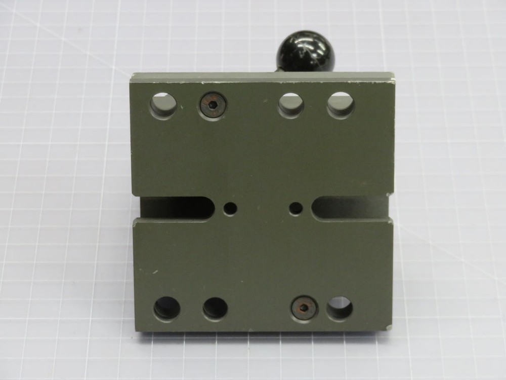 TRC MFS-3100SF LOCKING TOOL W/ MOUNTING & HANDLE T231045