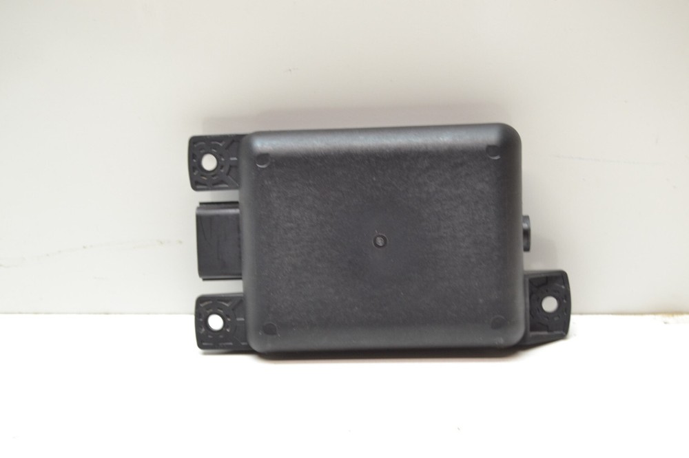 2018-2024 GM OEM DRIVER SIDE OBSTACLE DETECTION CONTROL MODULE 84042366