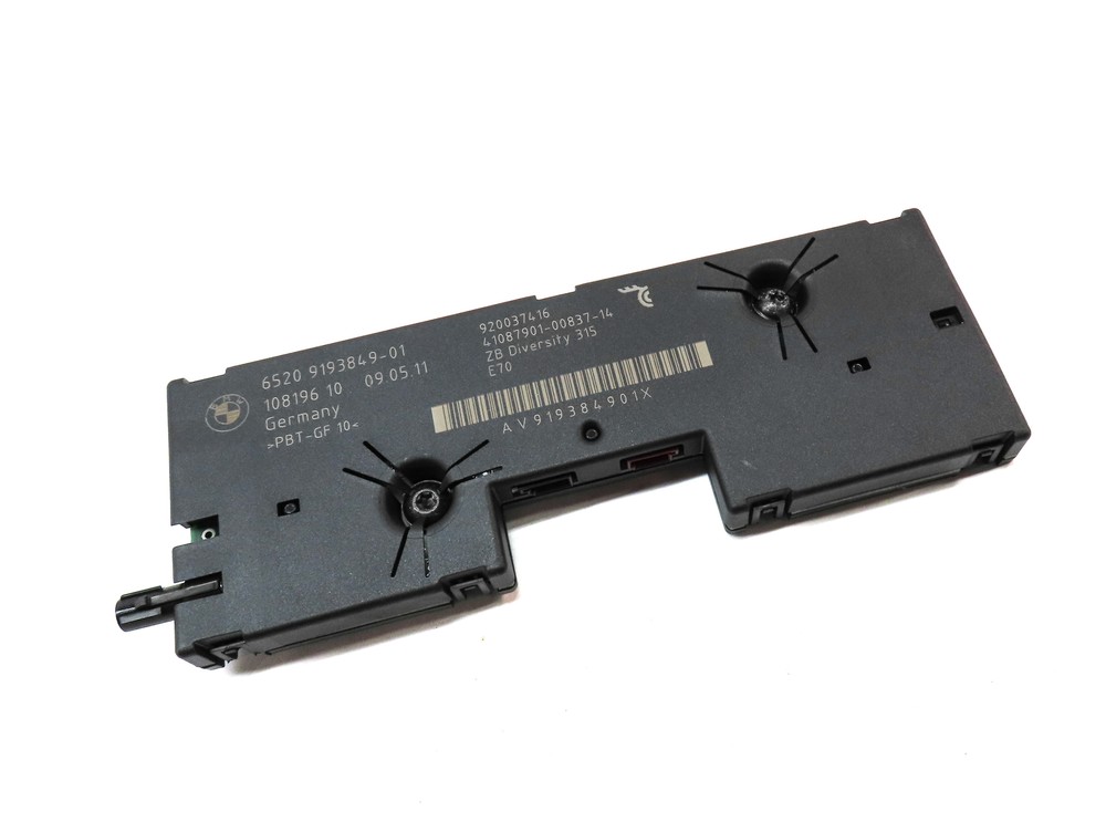 2012 BMW X5 (E70) ANTENNA DIVERSITY AMPLIFIER AMP