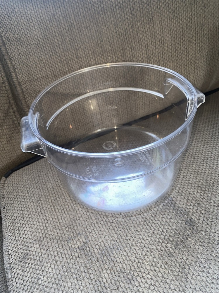 Cambro -2 qt Food Storage Container
