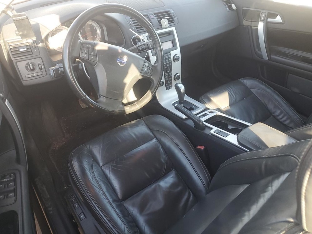 C70 2011 Glove Box 4909487