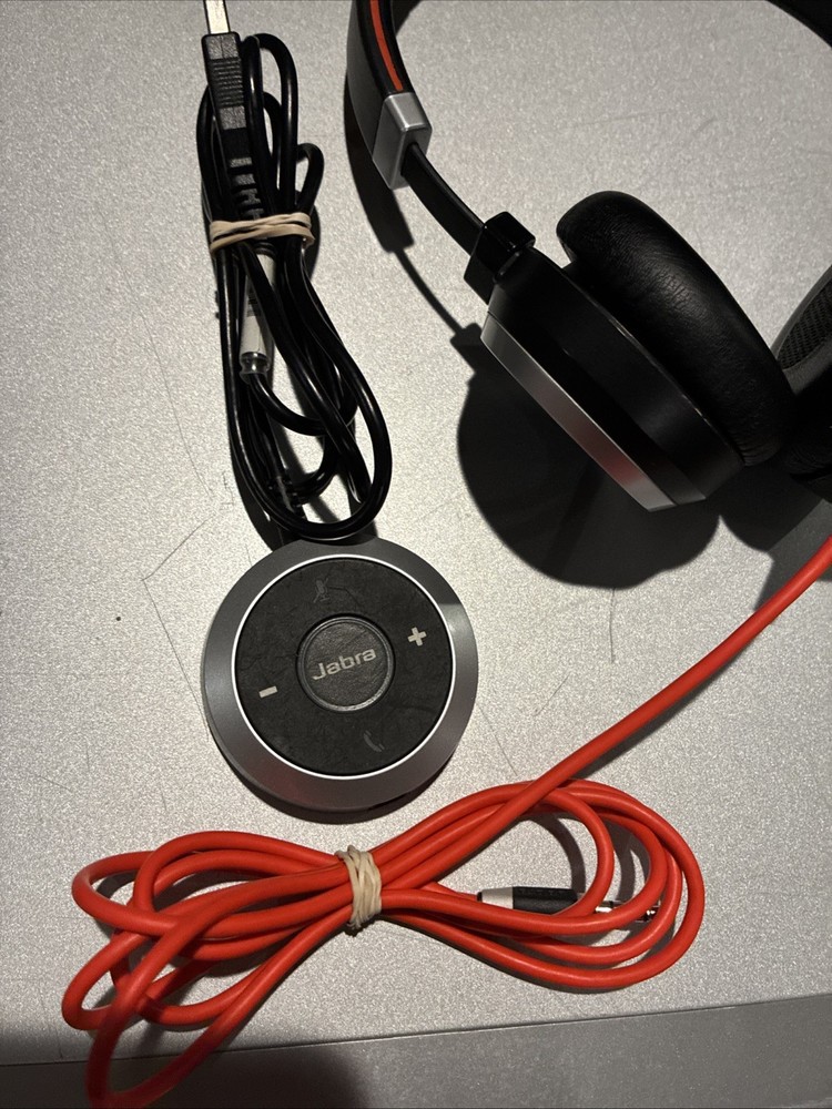 Jabra Evolve 40 Wired Stereo USB Headset HSC017 W/ Controller ENC010