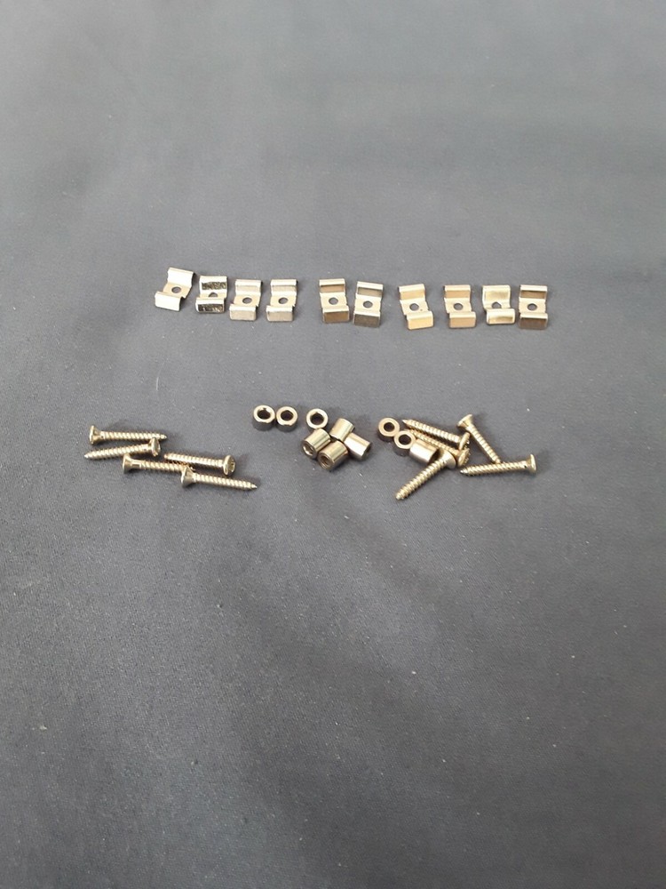 Guitar String Tree Retainer Bat Wing Style 20 Pieces