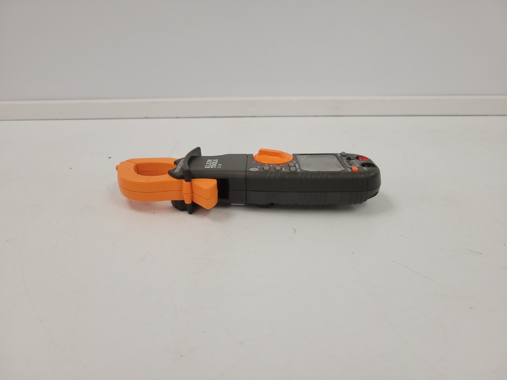 (85489-1) Klein Tools CL1100 Volt Meter